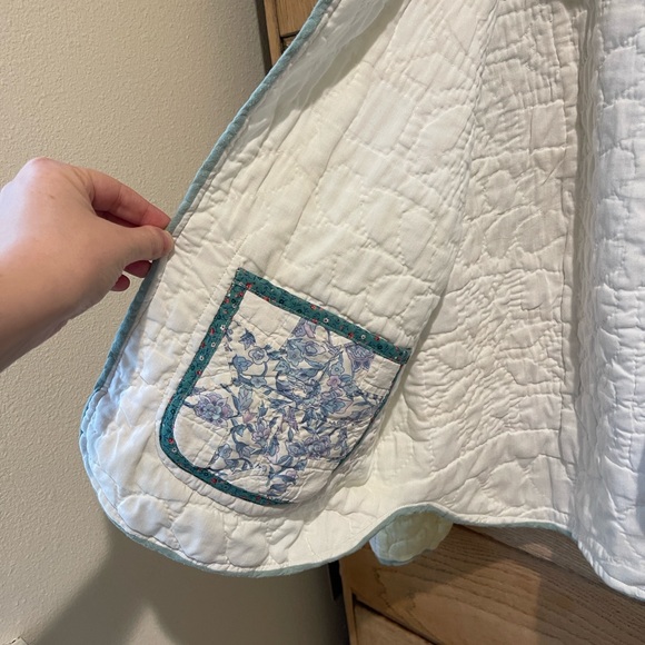 Quilted Jacket - Picture 4 of 6